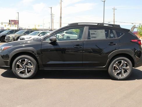 Used 2025 Subaru Crosstrek 2.0i Premium image 6