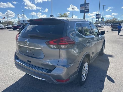 Used 2018 Nissan Rogue S image 5