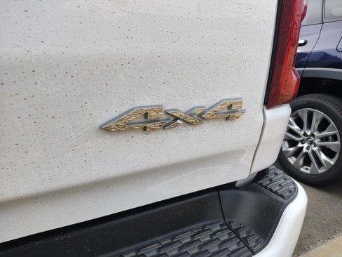 Used 2025 RAM 1500 Laramie w/ Sport Appearance Package image 11