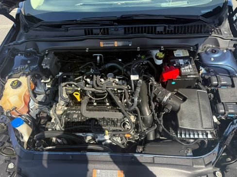 Used 2019 Ford Fusion SE w/ Equipment Group 151A FWD image 29