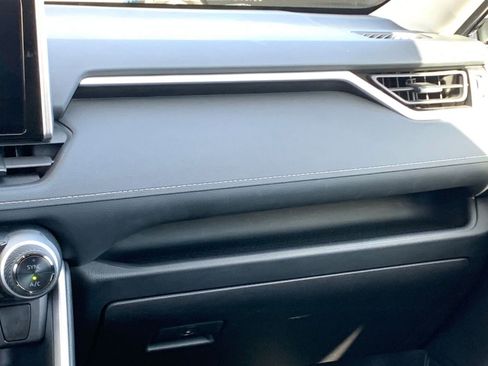 Used 2025 Toyota RAV4 LE image 34