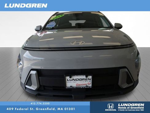 Used 2025 Hyundai Kona SEL AWD/4WD image 35
