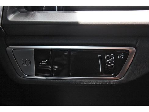 New 2027 Cadillac Vistiq Luxury AWD/4WD image 15