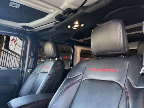 Used 2019 Jeep Wrangler Unlimited Rubicon image 16