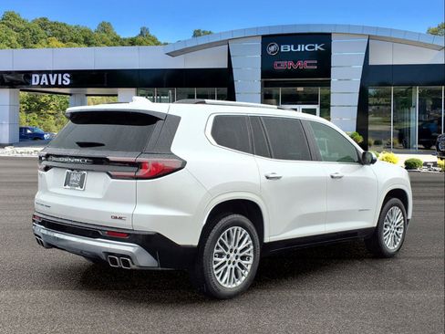 Used 2025 GMC Acadia Denali image 4