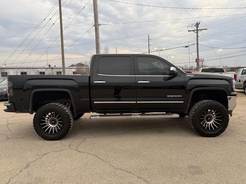 Used 2018 GMC Sierra 1500 SLT image 9