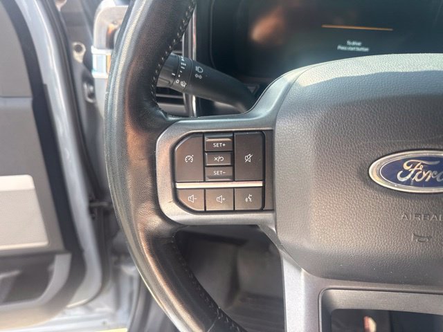 Used 2024 Ford F250 Lariat w/ Black Appearance Package AWD/4WD image 18