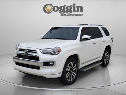Certified 2023 Toyota 4Runner Limited AWD/4WD image 2