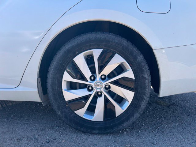 Used 2020 Nissan Altima 2.5 S FWD image 14