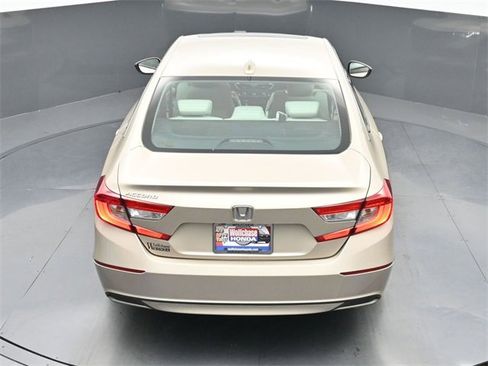 Certified 2018 Honda Accord EX image 33