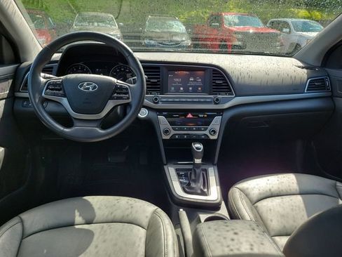 Used 2017 Hyundai Elantra Value Edition w/ Cargo Package FWD image 7