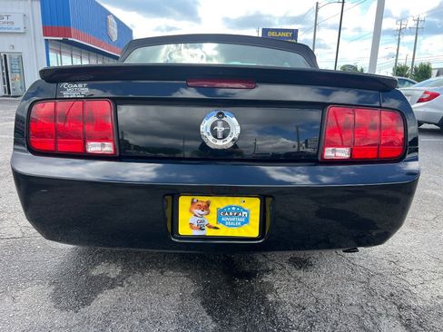 Used 2007 Ford Mustang Premium RWD image 5
