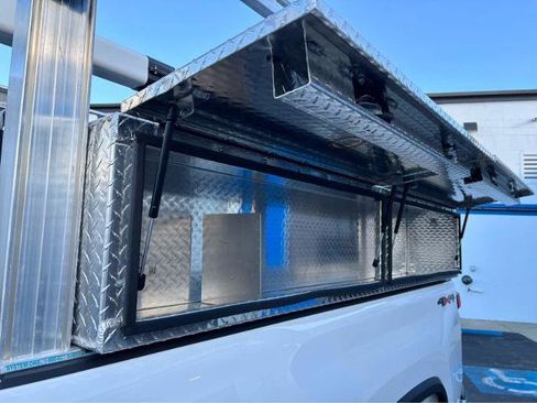 Used 2025 Chevrolet Silverado 2500 W/T w/ WT/CX Safety Package image 6