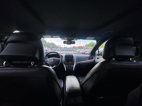 Used 2019 Lincoln MKC Reserve w/ MKC Climate Package AWD/4WD image 13