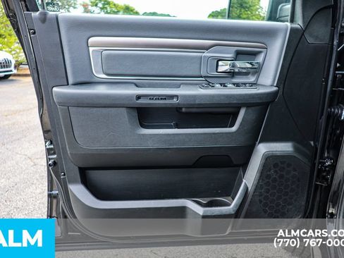 Used 2024 RAM 1500 Classic SLT AWD/4WD image 39