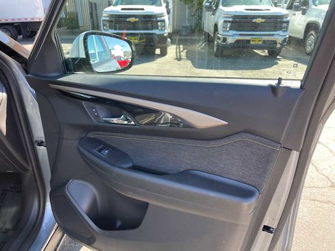 Used 2025 Chevrolet TrailBlazer ACTIV w/ Convenience Package image 10