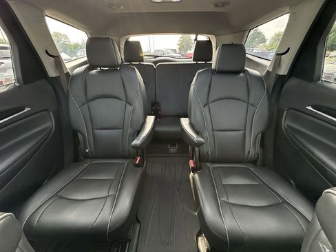 Used 2021 Buick Enclave Avenir image 23