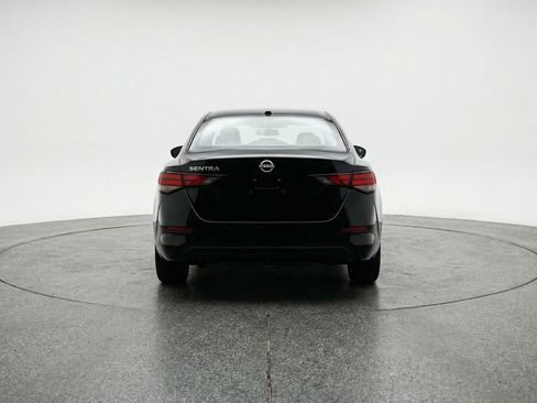 Used 2025 Nissan Sentra SV image 7
