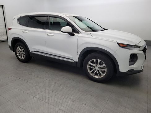 Used 2019 Hyundai Santa Fe SEL image 11
