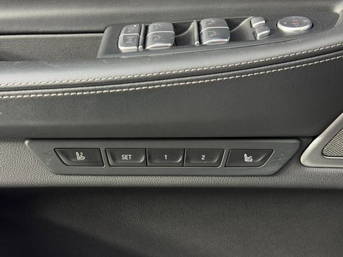 Used 2022 BMW 750i xDrive w/ Executive Package image 19