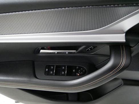 Used 2025 MAZDA CX-90 Plug-In Hybrid w/ Premium Plus image 19