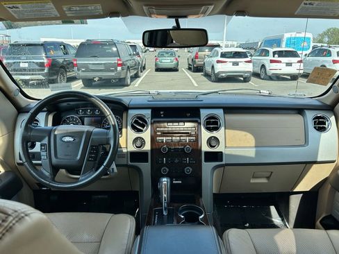 Used 2012 Ford F150 Lariat w/ Lariat Chrome Pkg image 19