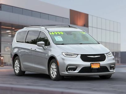 Used 2021 Chrysler Pacifica Touring-L