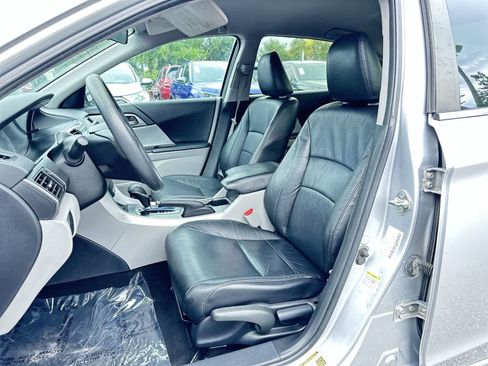 Used 2013 Honda Accord LX image 14