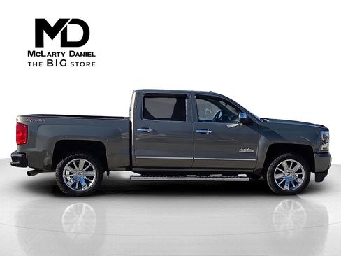Used 2017 Chevrolet Silverado 1500 High Country image 6
