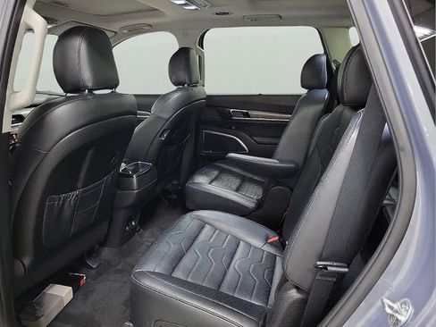 Used 2021 Kia Telluride SX w/ SX Prestige Package image 7