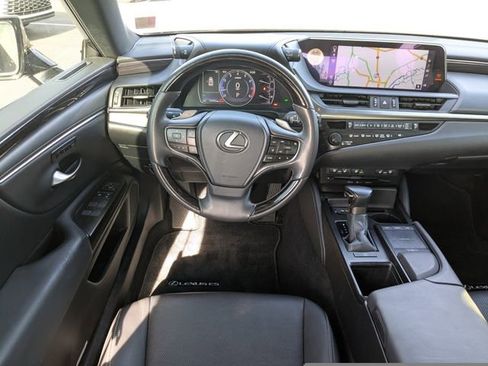 Used 2019 Lexus ES 350 w/ Premium Package FWD image 16