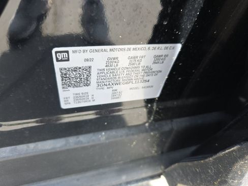 Used 2023 Chevrolet Equinox RS image 16