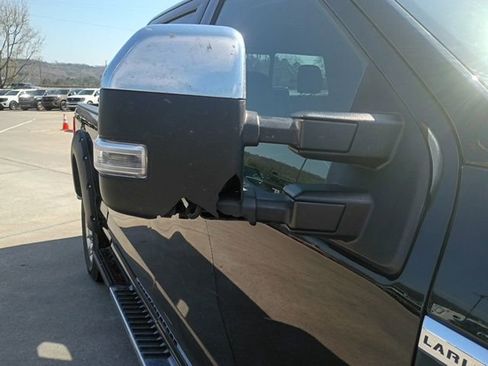 Used 2019 Ford F250 Lariat w/ Chrome Package image 5