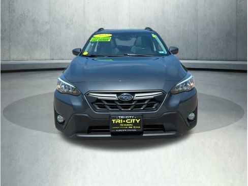 Used 2022 Subaru Crosstrek 2.0i Premium w/ Moonroof Package image 10