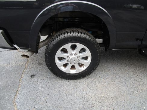 Used 2022 RAM 2500 Laramie AWD/4WD image 29