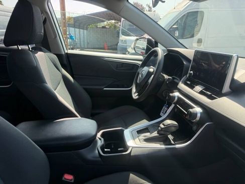 Used 2025 Toyota RAV4 LE FWD image 9