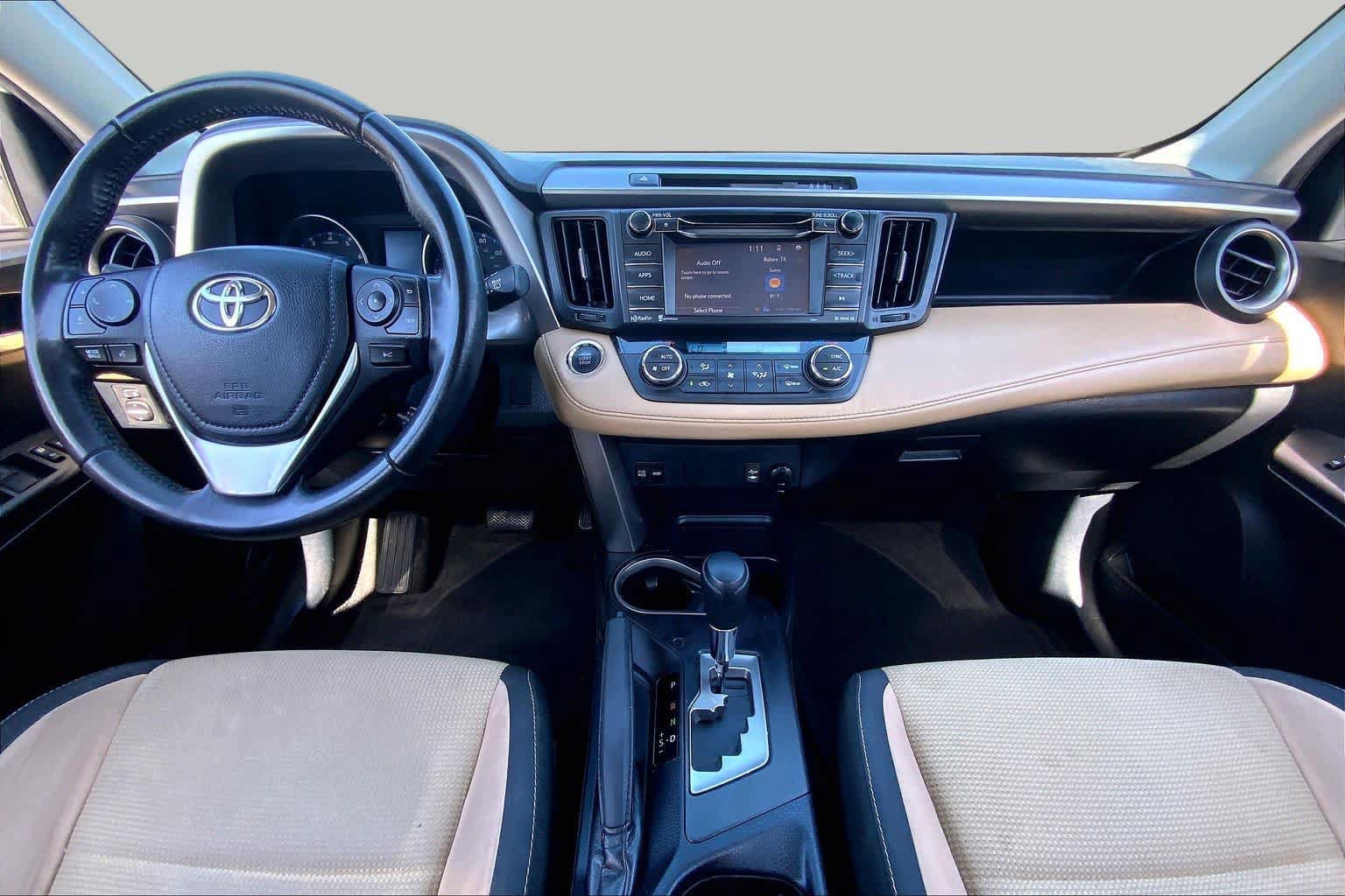 Used 2018 Toyota RAV4 XLE FWD image 15