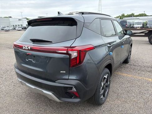New 2026 Kia Seltos S AWD/4WD image 3