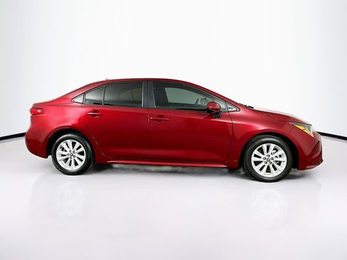 Used 2024 Toyota Corolla LE w/ LE Convenience Package image 10