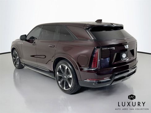 Used 2025 Cadillac Escalade IQ Sport 1 image 8