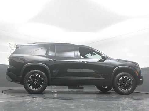 New 2026 Chevrolet Traverse Z71 w/ Enhanced Driving Package AWD/4WD image 32