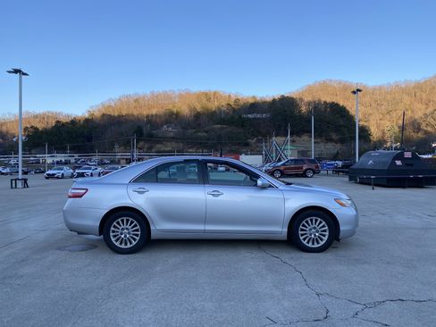 Used 2008 Toyota Camry LE image 30