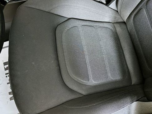 Used 2017 Jeep Renegade Altitude AWD/4WD image 20