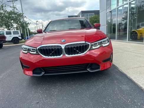 Used 2022 BMW 330i xDrive Sedan AWD/4WD image 7