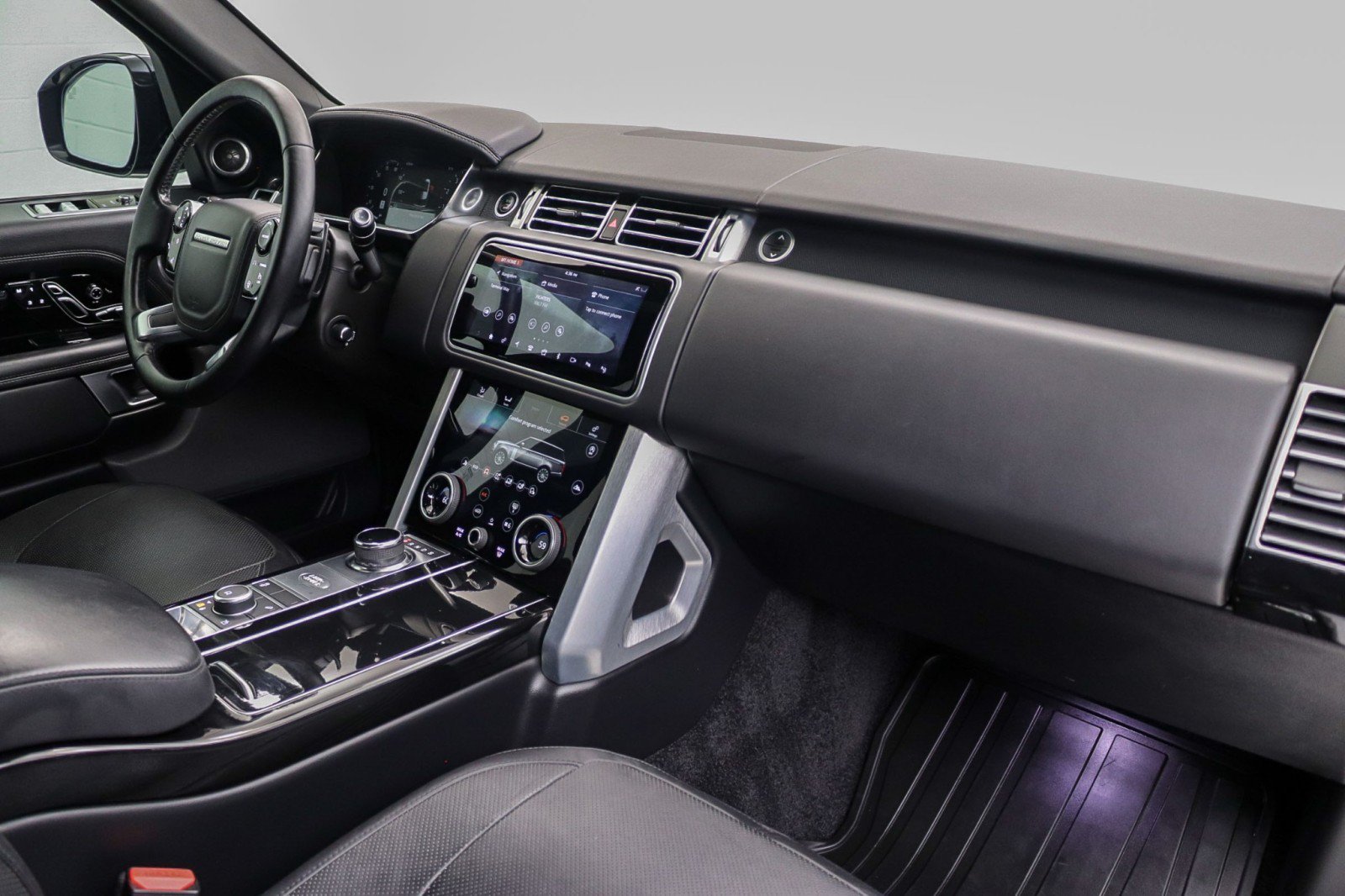 Used 2020 Land Rover Range Rover HSE AWD/4WD image 24