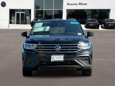 Used 2023 Volkswagen Tiguan SE FWD image 9