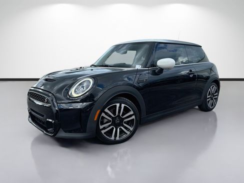 Used 2023 MINI Cooper S FWD image 1