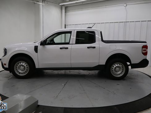 Certified 2025 Ford Maverick XL w/ Equipment Group 102A AWD/4WD image 6