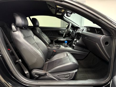 Used 2017 Ford Mustang GT Premium w/ GT Performance Package image 10