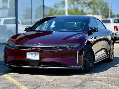 Used 2023 Lucid Air Touring AWD/4WD image 34